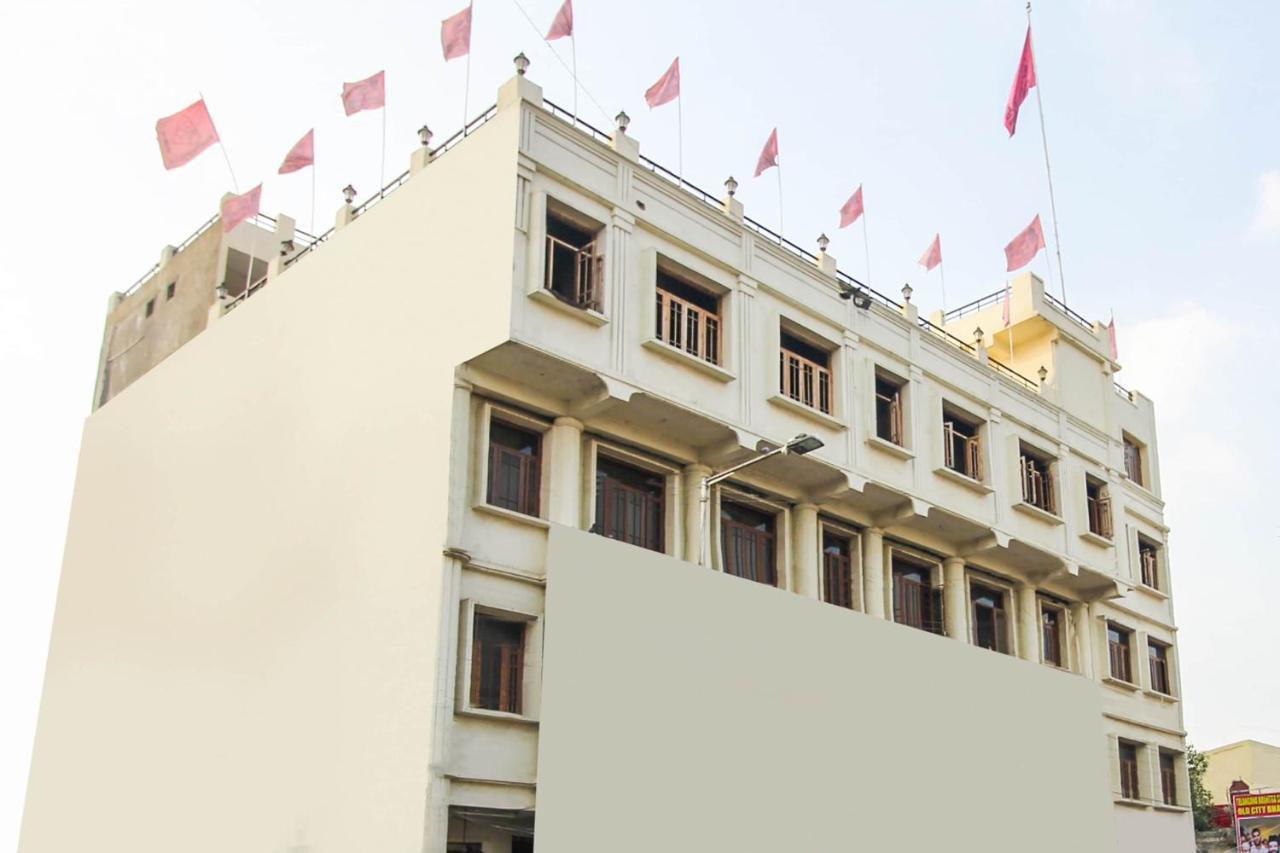 Oyo 7343 Al Shareef Palace Hyderabad Exterior photo